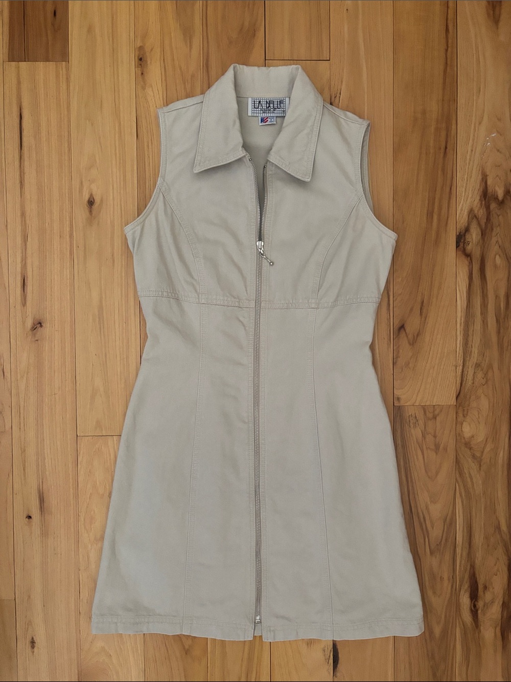 LA BELLE | Beige Vintage 90s Sleeveless Minimalist Denim Dress | Size XS-S